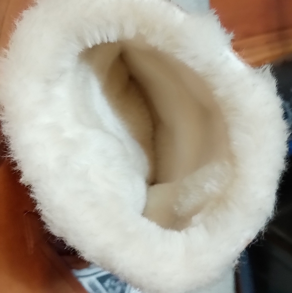 A genuine women's leather coat - Picture 6 of 7